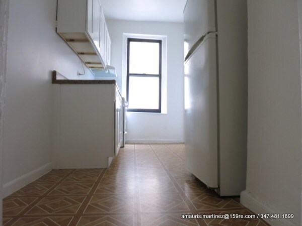 Foto principal - 229 Seaman Ave