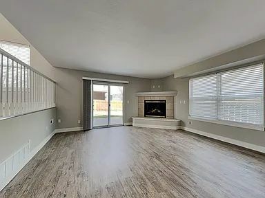 Building Photo - 6172 Breeze Ct