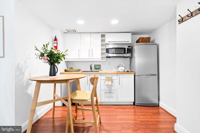 Foto del edificio - 1701 16th St NW