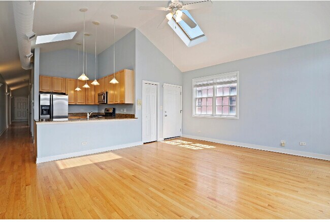 Foto del edificio - 2354 W Harrison St