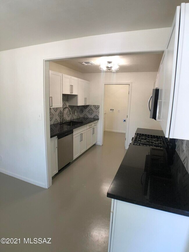 Foto del edificio - 1440 E Edison St