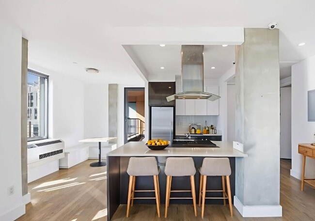 Foto del edificio - 225 E 138th St