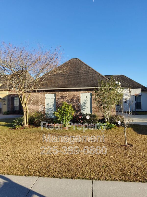 Foto del edificio - 10950 Hillpark Ave