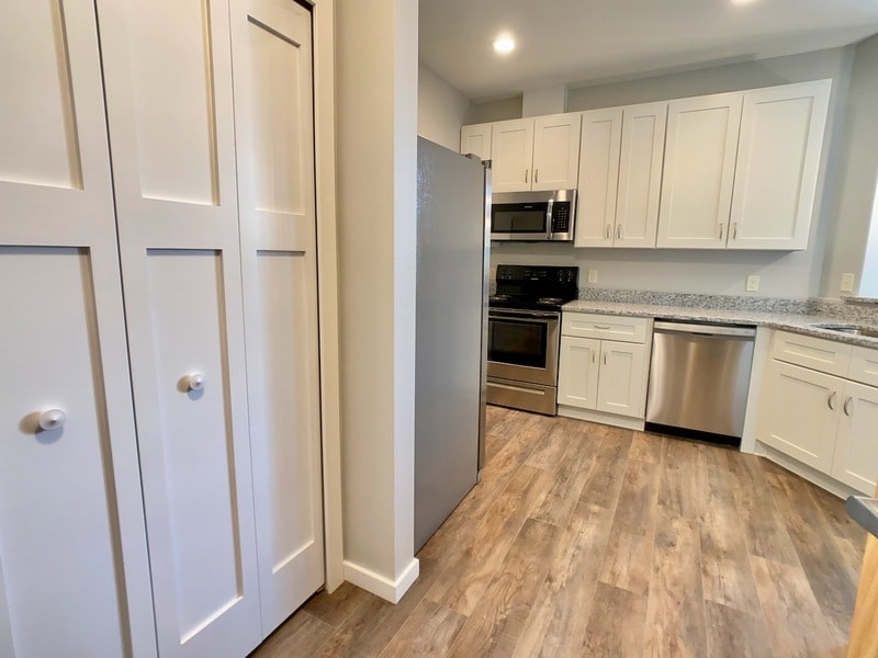 Primary Photo - 207 E 4th St