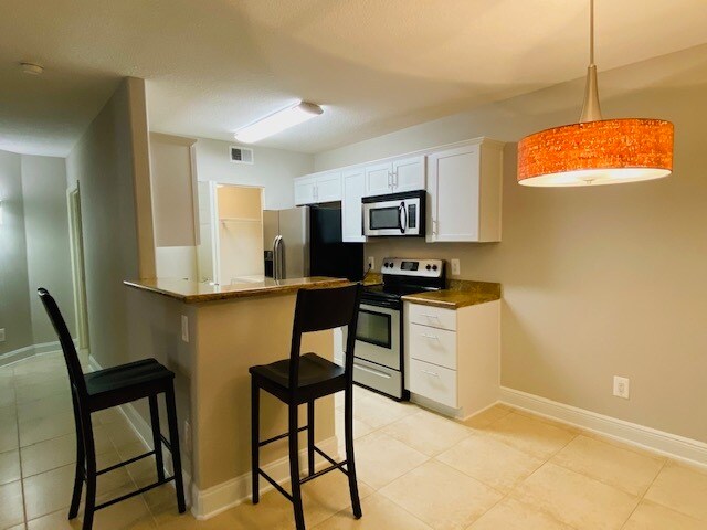 Foto del edificio - 897 Fording Island Rd