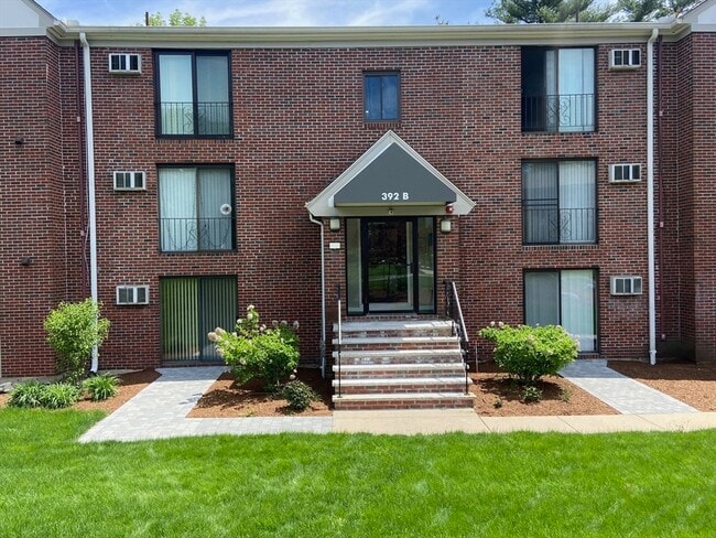 Building Photo - 392b Great Rd