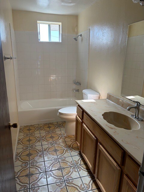 Foto del edificio - 248 N Dalton Ave