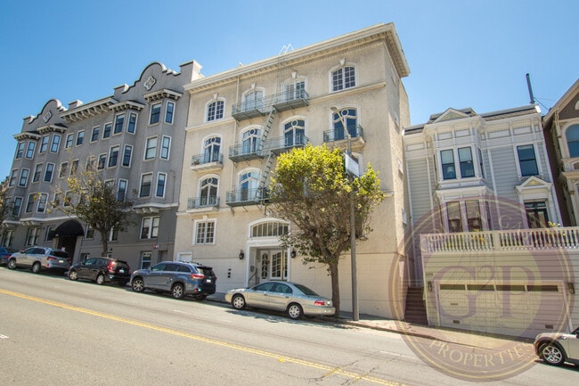 Building Photo - Pacific Heights - 1 BR, 1 BA Condo 650 Sq. Ft. - 3D Virtual Tour, Storage