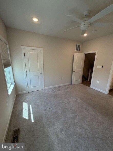 Foto del edificio - 7231 Mountaineer Dr