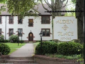 Building Photo - 337 Alden Ave