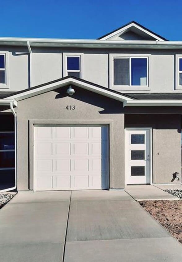 3 bedroom, 2 1/2 bath, 1 car townhome $1750.00 - 3 bedroom, 2 1/2 bath, 1 car townhome $1750.00
