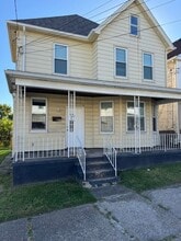 Building Photo - 913 Union Ave