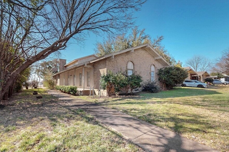Photo - 7948 Habersham Lane Unit