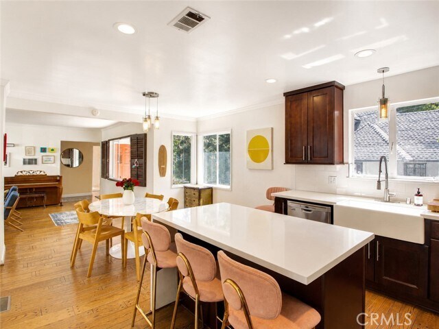 Foto del edificio - 2932 Ledgewood Dr