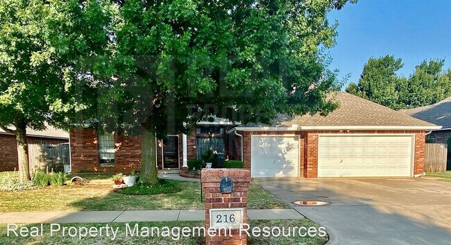 Building Photo - 4 br, 3 bath House - 216 Castle Rock Rd