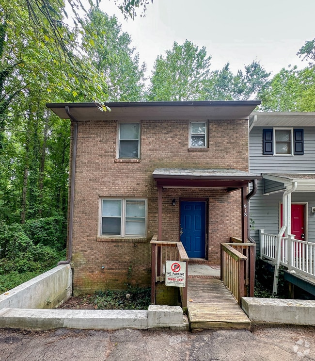 Building Photo - 918 Georgetown Rd