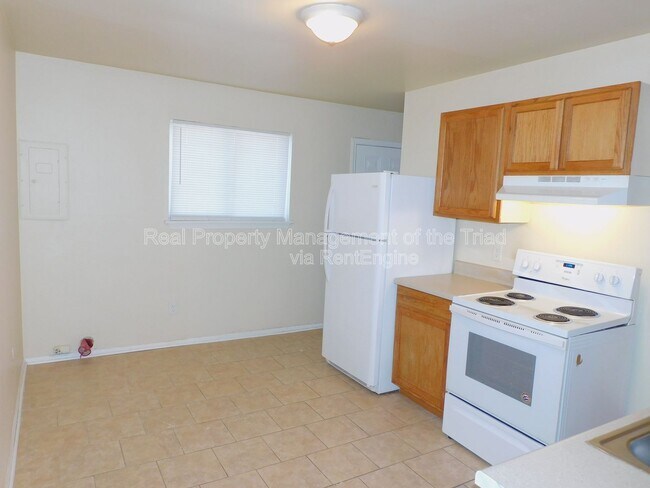 Foto del edificio - 4216 Parker St