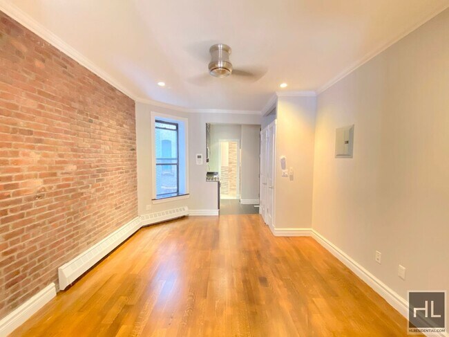 Foto del edificio - E 28TH ST.
