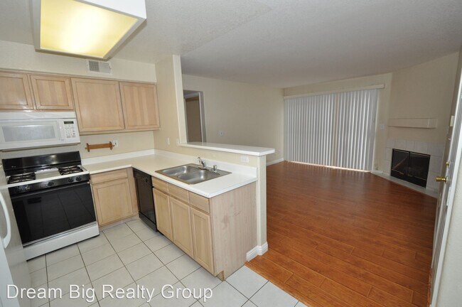 Foto del edificio - 1 br, 1 bath House - 5235 Caspian Springs ...