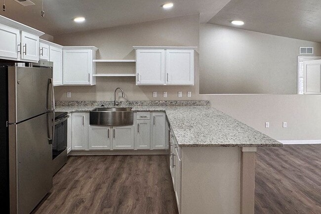 Building Photo - CRYSTAL RIDGE