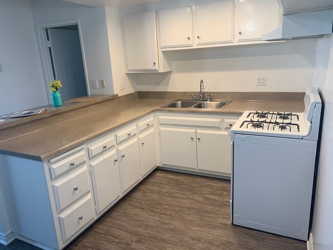 Building Photo - Casa Fortin Apartments