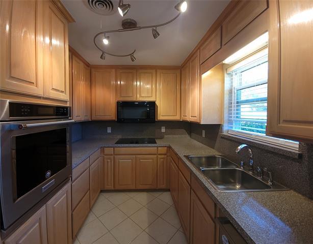 Foto del edificio - 312 Cotillion Rd