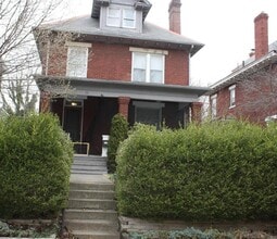 Building Photo - 68 E Oakland Ave