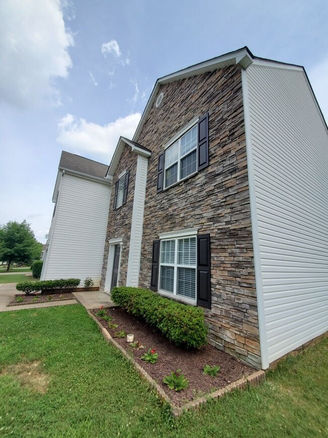 Foto del edificio - Beautiful  Home  Available for Rent in Monroe, NC 28112