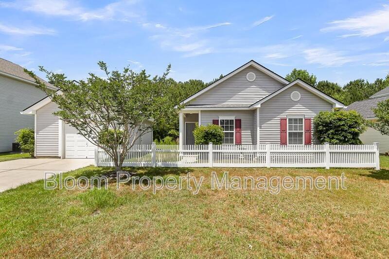Primary Photo - 317 Savannah River Dr