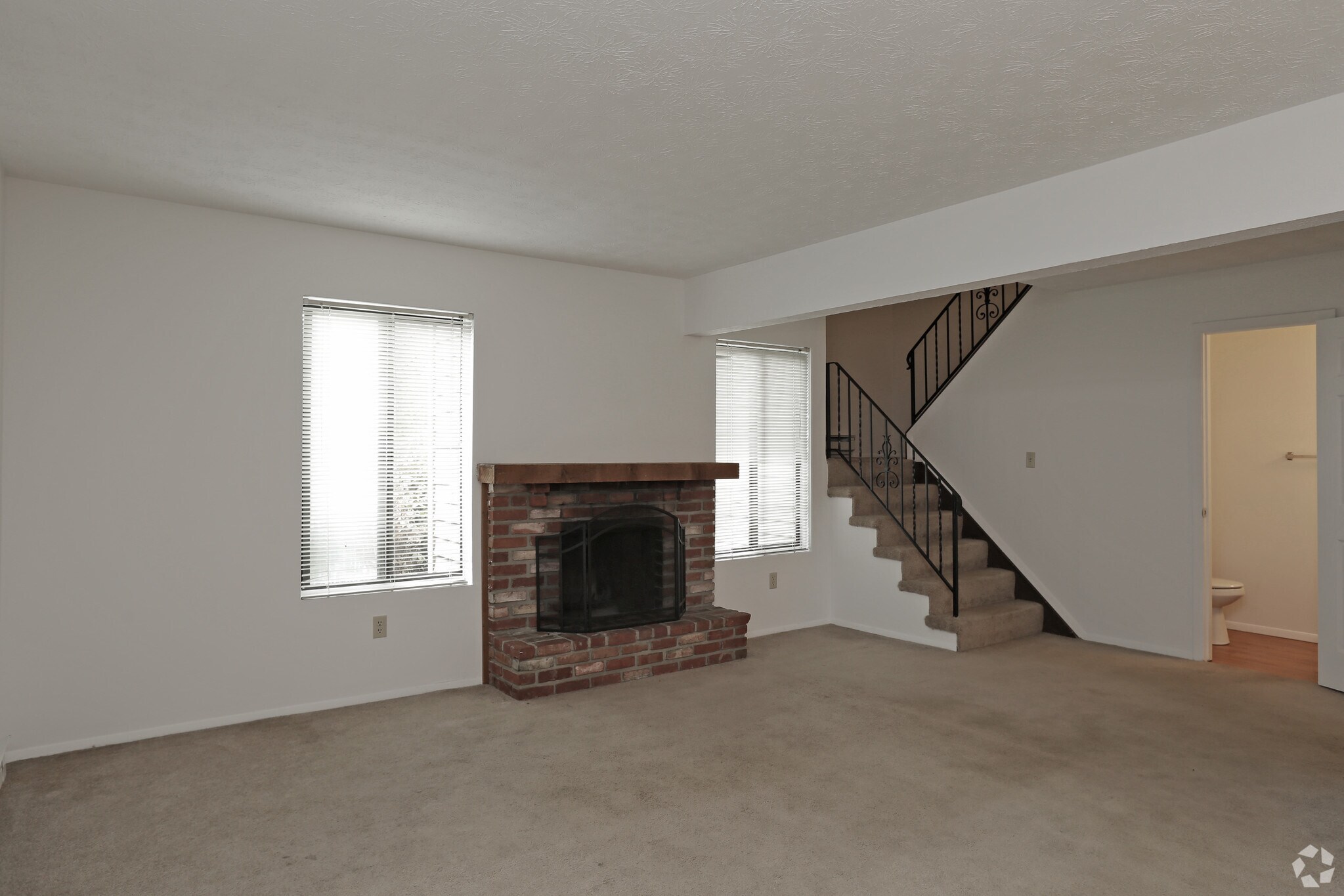 CedarBrook Apartments – photo 4