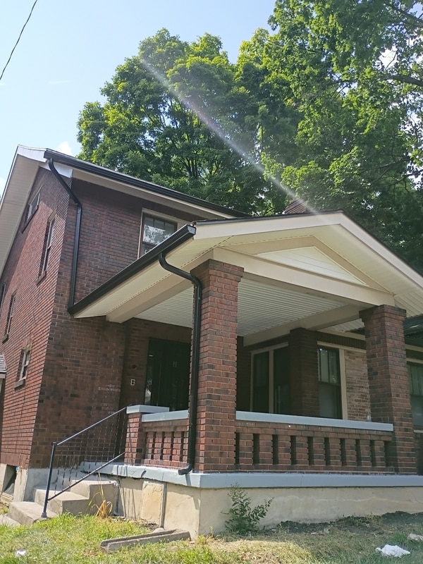 Photo - 35 Woodcrest Avenue House