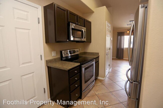 Building Photo - 2 br, 2 bath House - 754 Skyview Lane