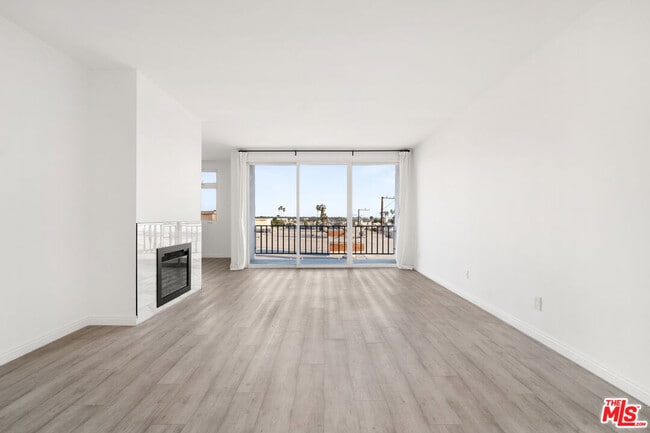 Foto del edificio - 900 Euclid St