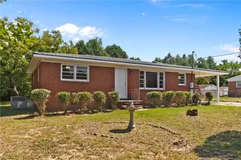 Primary Photo - 2127 Dillon Dr