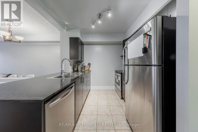 Building Photo - 83 Borough Dr