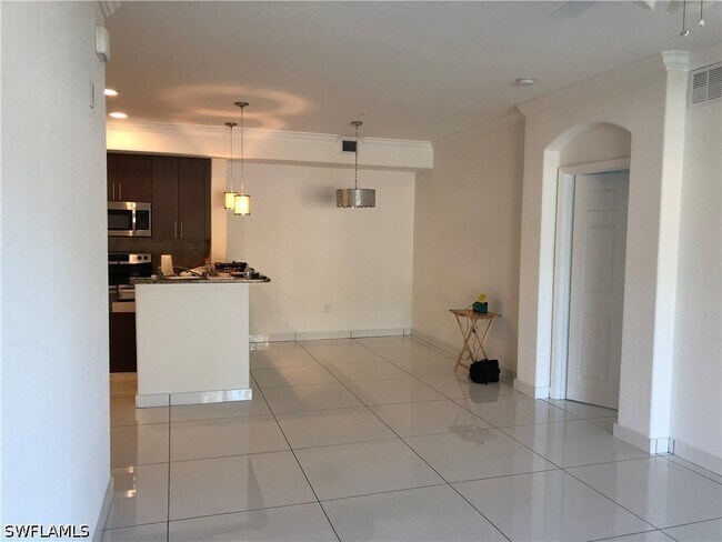 Building Photo - 13150 Bella Casa Cir