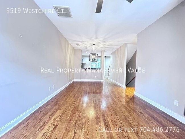 Building Photo - 9519 Westchire Ct