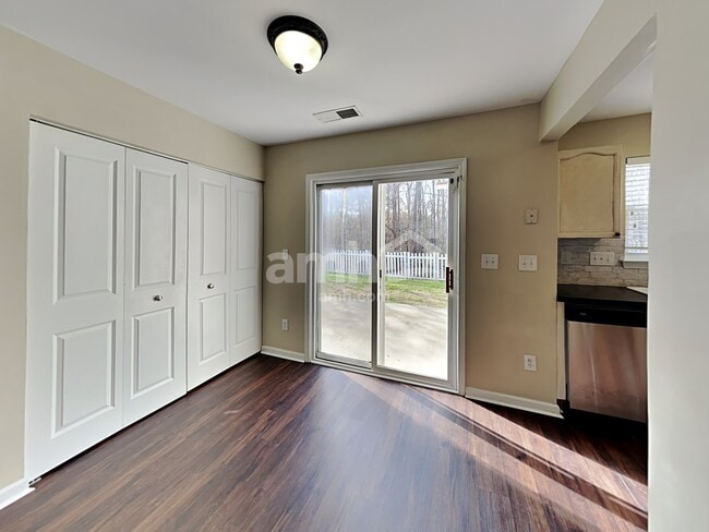 Foto del edificio - 7528 Prairie Rose Ln