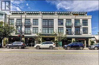Building Photo - 4355 W 10th Ave