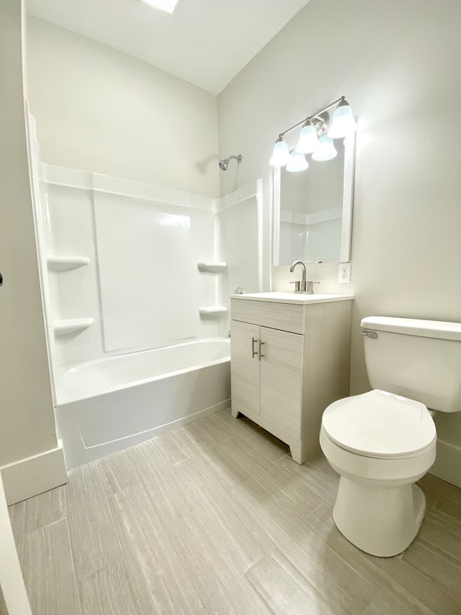 Building Photo - Completely new inside! Nice 2 bedroom home.