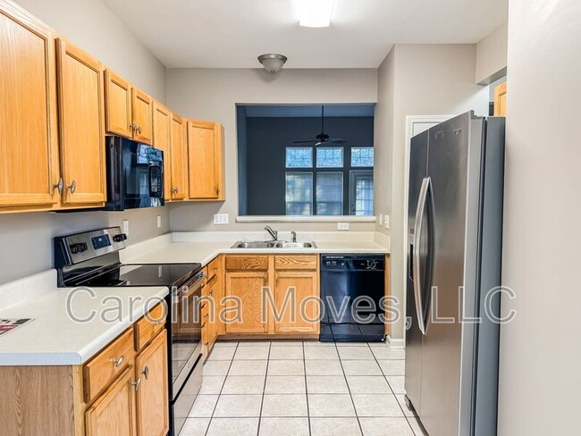 Foto del edificio - 1322 Alexandrite Ln