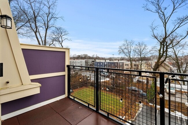 Foto del edificio - 34 Dix St