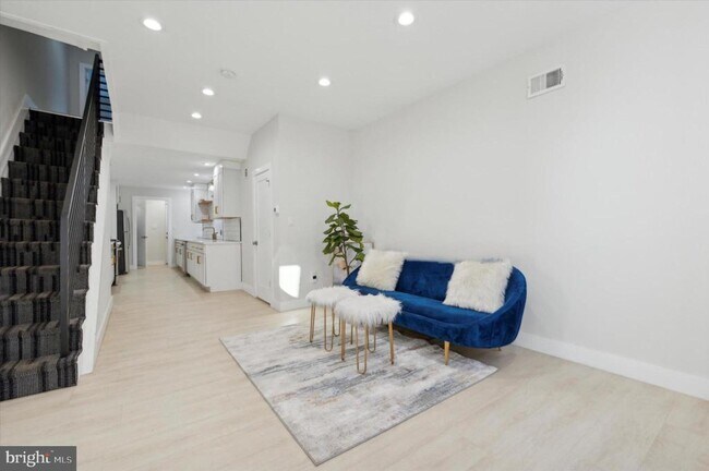 Foto del edificio - 2425 Turner St