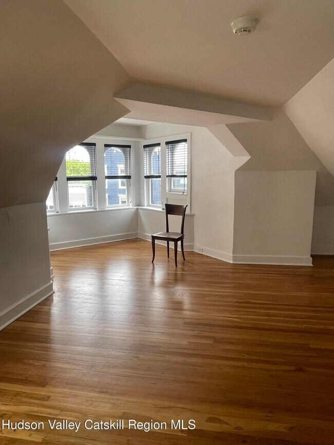Foto del edificio - 420 Warren St