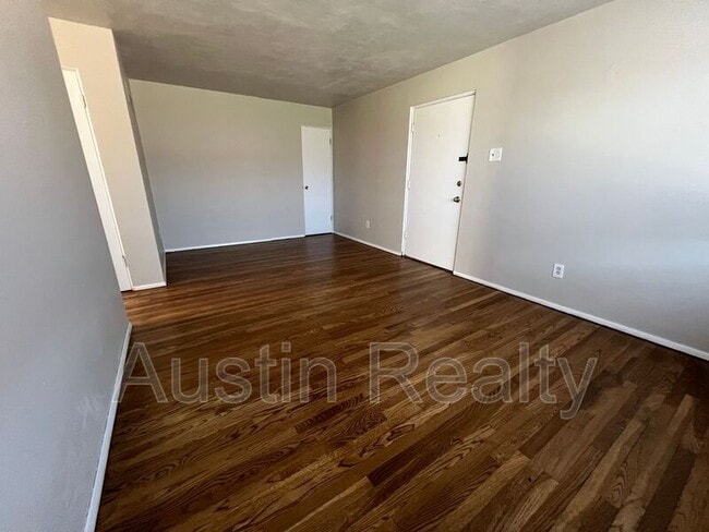 Building Photo - 9111 Olive Blvd