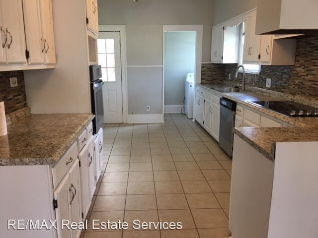Building Photo - 3 br, 1.5 bath House - 755 Stephenson