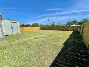 Foto del edificio - 310 E Texas St