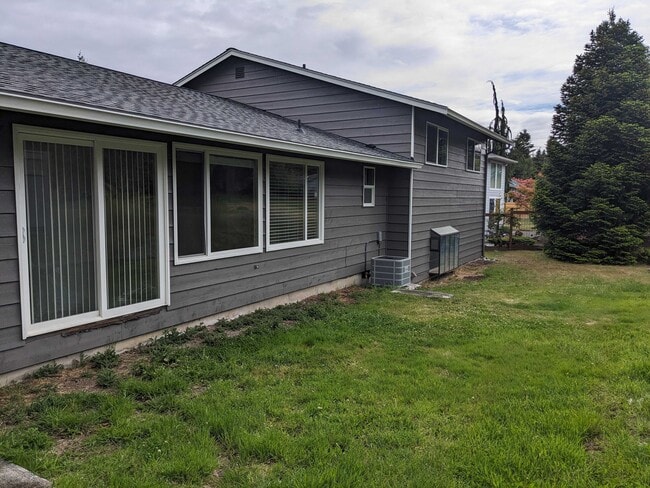 Building Photo - 163 Hurricane Ridge Dr