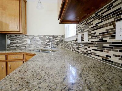 Foto del edificio - 5351 Palmer Ln
