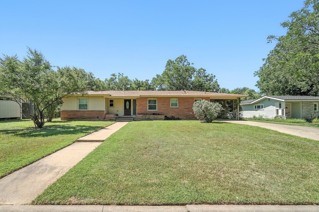 Foto principal - 4057 Stratford St
